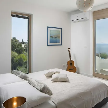 With Sea Views And Wellness In Βίλα Rabac