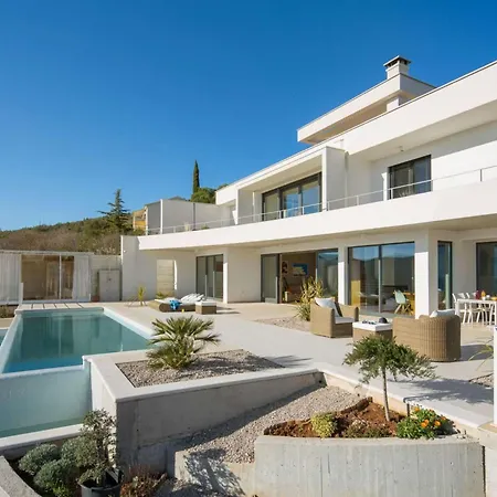 Βίλα With Sea Views And Wellness In Rabac
