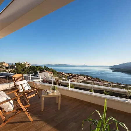 With Sea Views And Wellness In