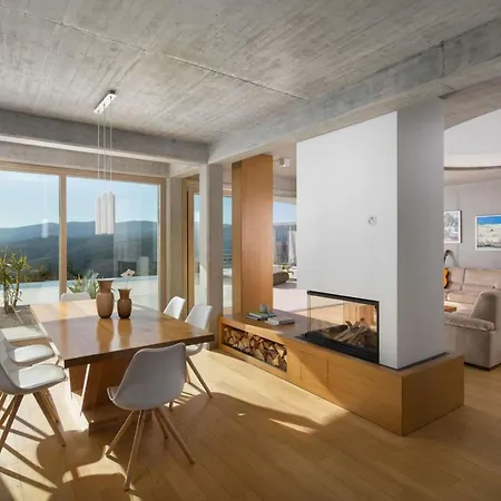 Villa With Sea Views And Wellness In *