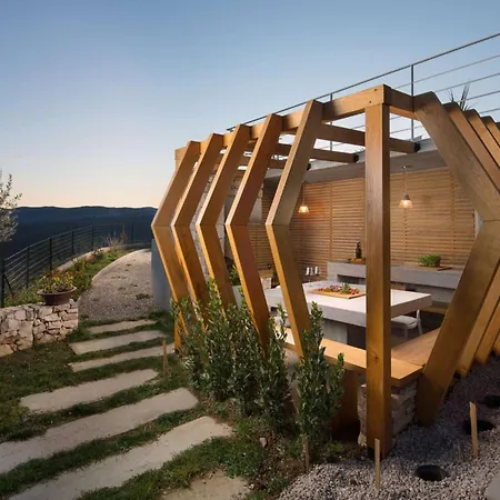 With Sea Views And Wellness In Villa